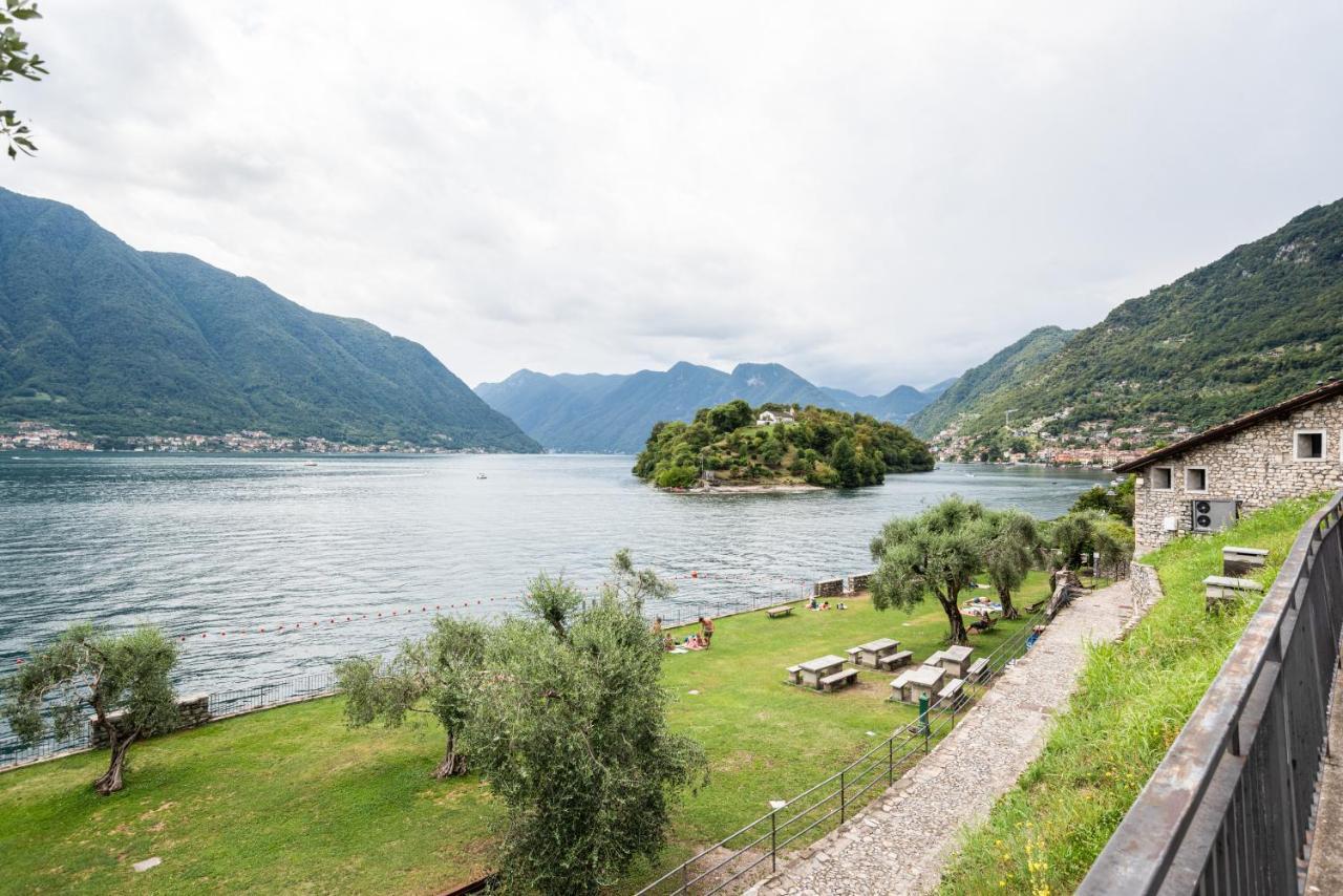 Lake Como Studio With Balcony And Private Parking Ossuccio Esterno foto