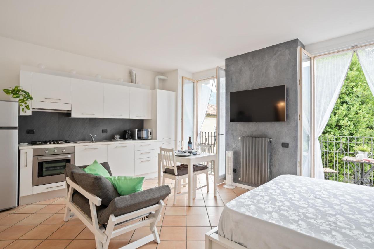 Lake Como Studio With Balcony And Private Parking Ossuccio Esterno foto