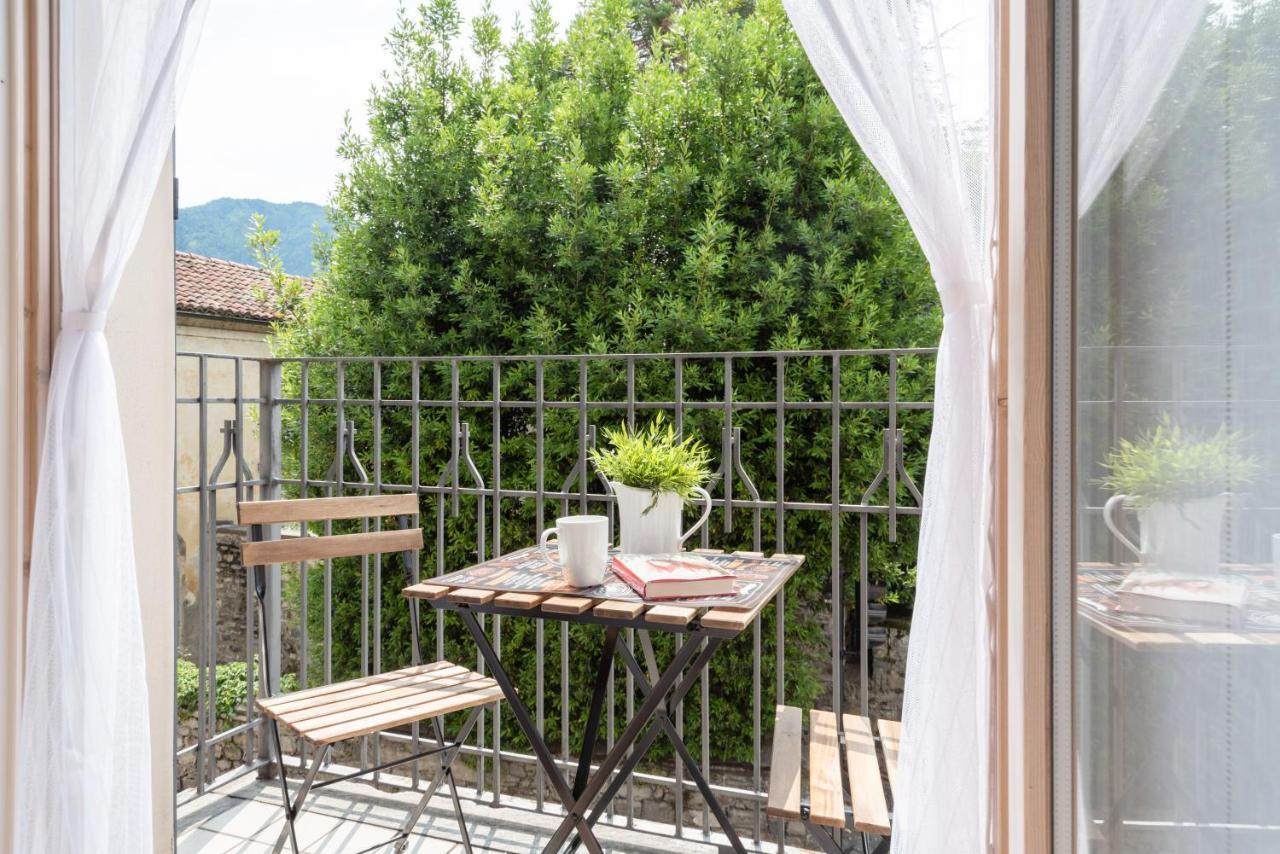 Lake Como Studio With Balcony And Private Parking Ossuccio Esterno foto